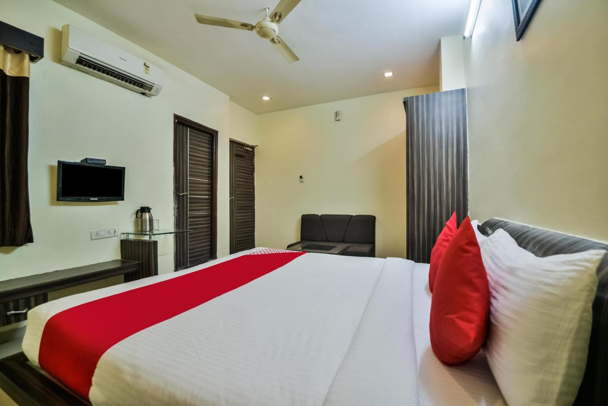 Oyo Hotel Ajanta Hamirgarh エクステリア 写真